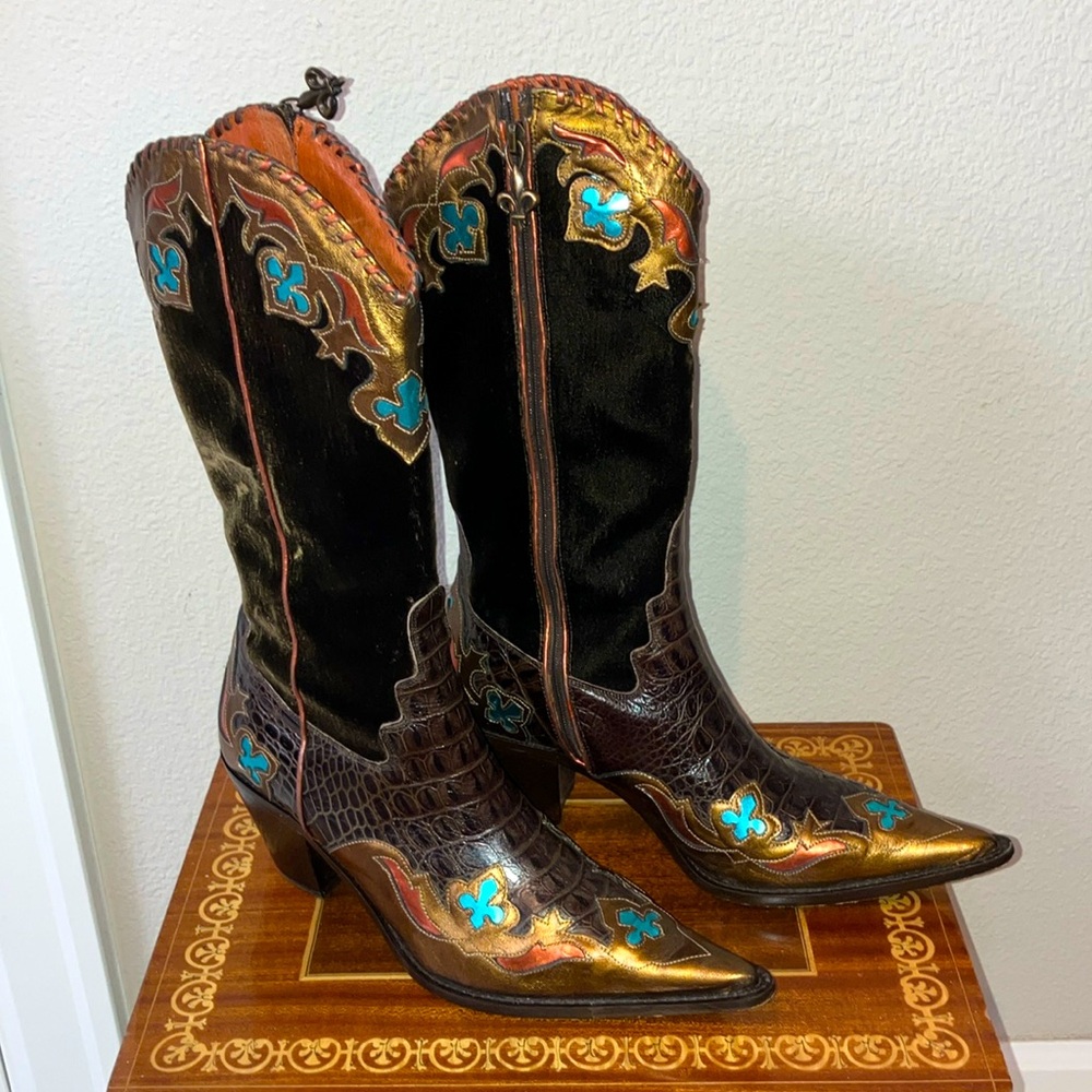 8 DONALD J PLINER WESTERN COUTURE  Bronze Brown velvet turquoise metallic